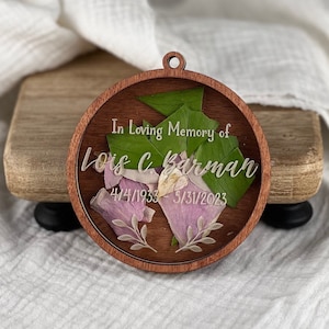 Funeral flower keepsake, ornament, in memory of, mother, father, grandma, grandpa, memorial, service, casket flowers, funeral flowers, dry