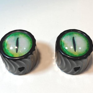 Cat Eye Guitar Knob (pair)