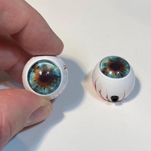 Hand Painted Eyeball Guitar Knob (pair)