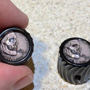 Dime Skull Guitar knob (Pair)