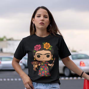 Frida Kahlo Cartoon Art-T-shirt: shirt feministische empowerment met Axolotl-knuffel - uniek cadeau voor haar
