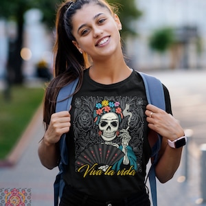 Catrina Doll Day of the Dead Graphic Tee for Women, Día de los Muertos Shirt Gift