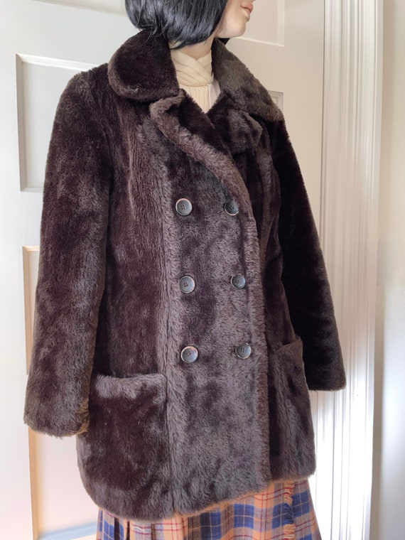 70s Brown Faux Fur Coat/White Stag Faux Faux Fur/D