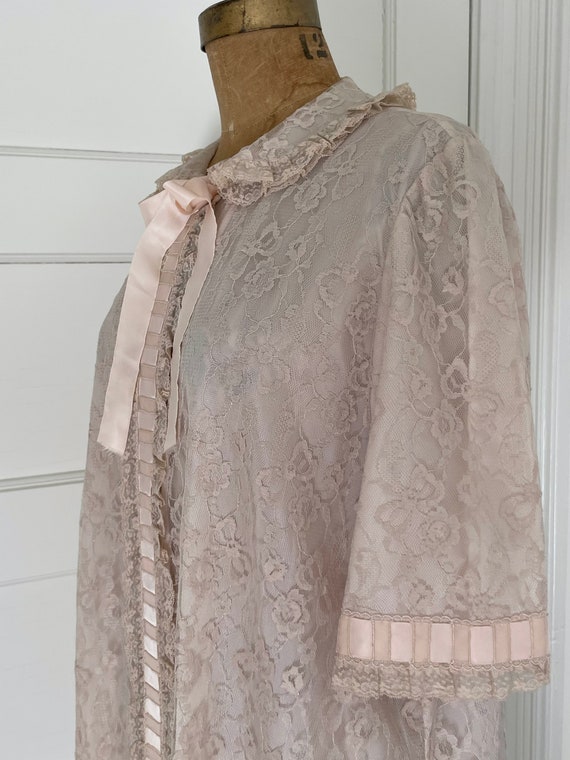 Vintage 60s Odette Barsa Lace Robe/Long Ecru Lace… - image 3