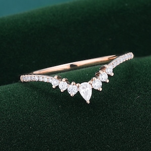 Curved wedding band Vintage 14k rose gold pear shaped moissanite ring for marriage Stacking matching diamond ring women Bridal promise ring