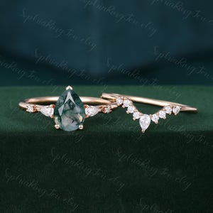 Pear shaped moss agate engagement ring set Unique 10k/14k rose gold bridal promise ring ring Vintage stacking moissanite curved wedding band