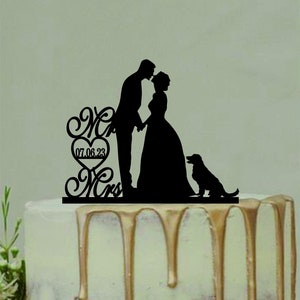 Mr and Mrs Cake Topper,Bride and Groom With Dog,Couple Silhouette,Custom Wedding Cake Topper,Dog Cake Topper, Cake Topper with Date