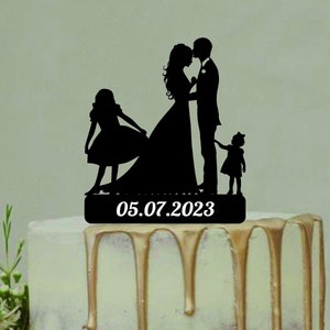 Bride and Groom With two girls and Wedding Date,Couple Silhouette,Custom Family Wedding Cake Topper,Wedding Silhouette Decor