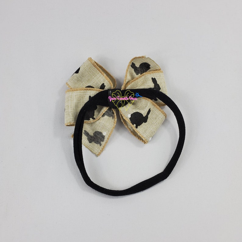 Burlap Bunny Easter Baby Hairbow Headband Black White Nylon Band Bow For Infants Babies Toddlers Bunny Pinwheel