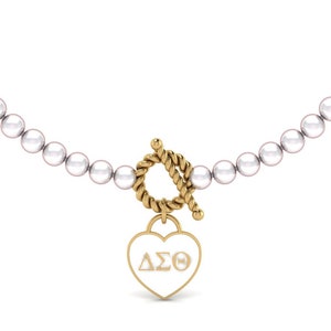 Delta Sigma Theta Pearl necklace•locket pendant