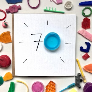 Feliz aniversário! Cartão de aniversário de 70 anos, plástico limpo na praia, cartão de aniversário exclusivo, aniversário especial, cartão de aniversário sustentável, cartão ecológico