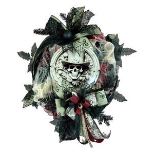 Gothic Halloween Skull Wreath, Spooky Skeleton Decor, Black and Red Halloween Wreath for Front Door, Gothic Home Decor, Haunted House Wreath