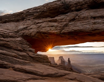 Mesa Arch, Sunrise, Canyonlands National Park, UT Print/Canvas/Acrylic/Metal