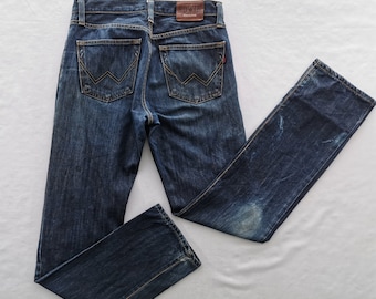 EDWIN Distressed Jeans Vintage EDWIN Lot 402 Pants Edwin International Basic Made in Japan Size 31/32x32