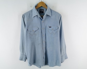 Camisa Wrangler Chambray Vintage 80's Camisa vaquera con botones Wrangler Fabricada en EE. UU. Talla L