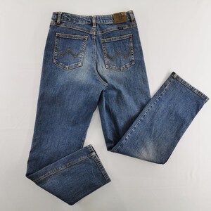 Wrangler signature best sale jeans