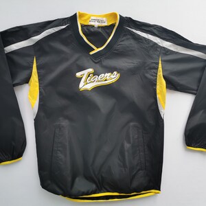 mizuno baseball pullover