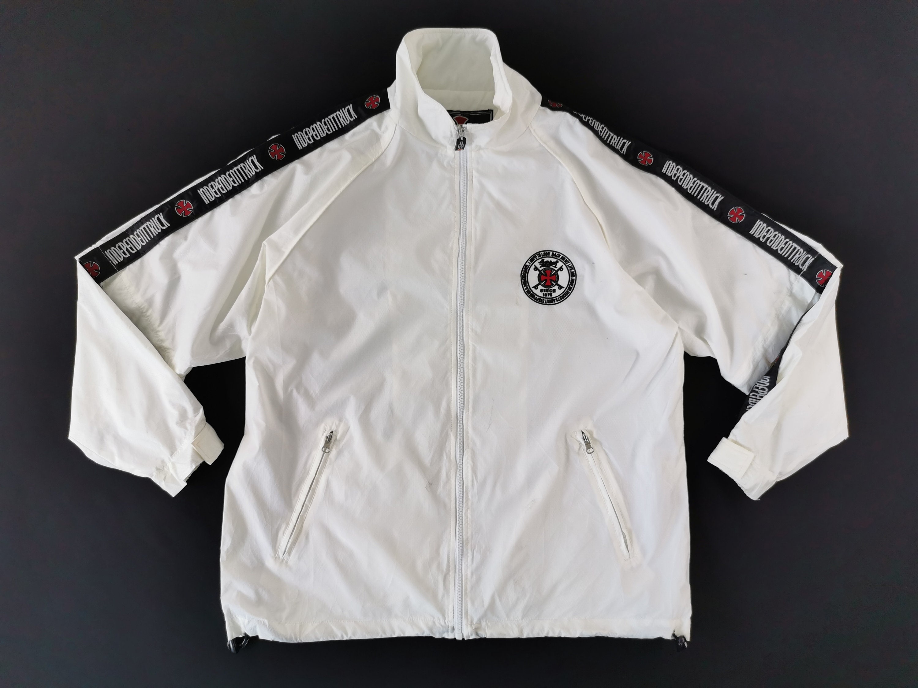 90's Independent Truck ナイロジャケット INDEPENDENT TRUCK CO ナイロン フード ジャケット アイアン