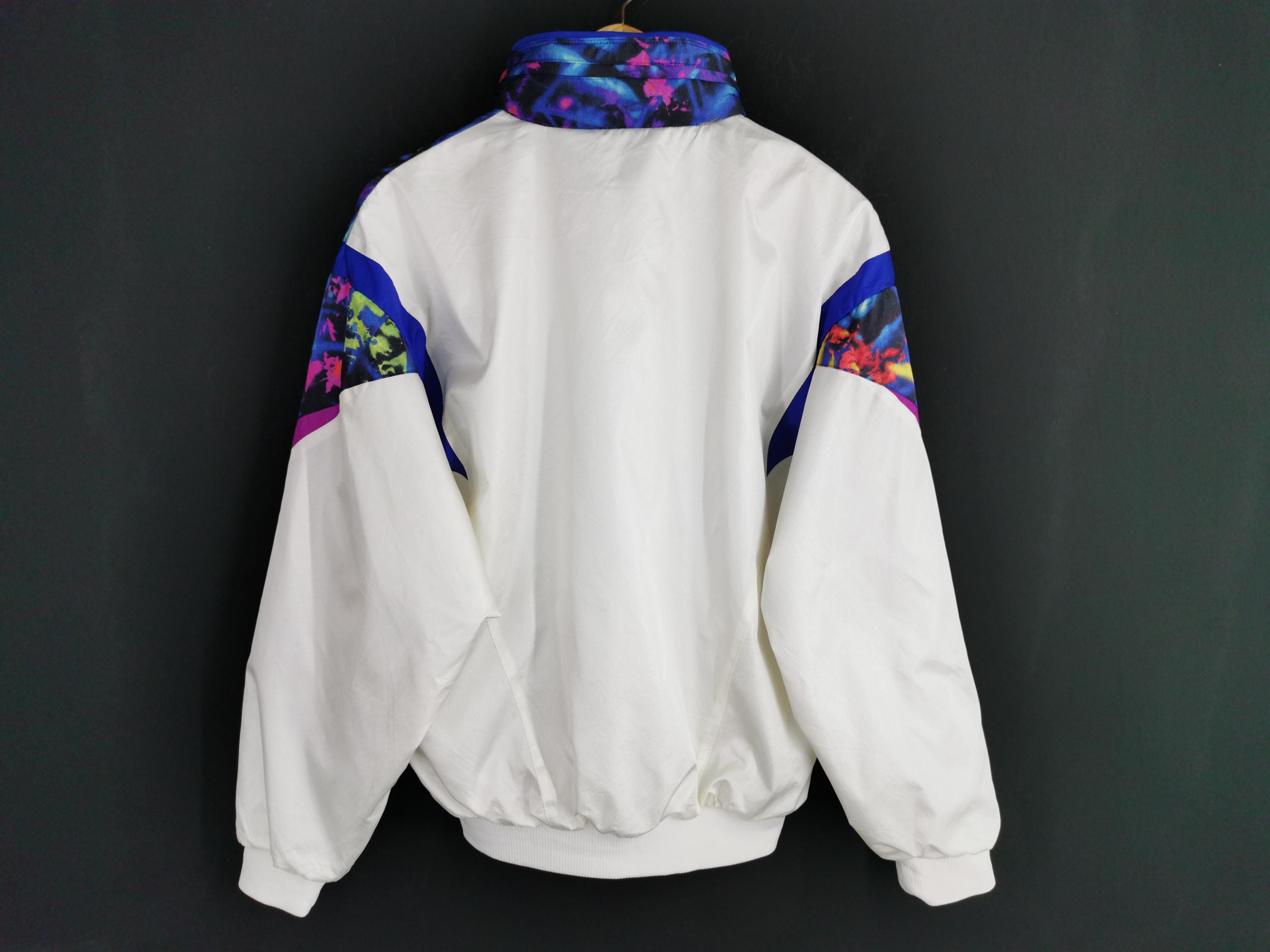 Beza Jacket Vintage 90s Beza by Asics Made in Japan Color
