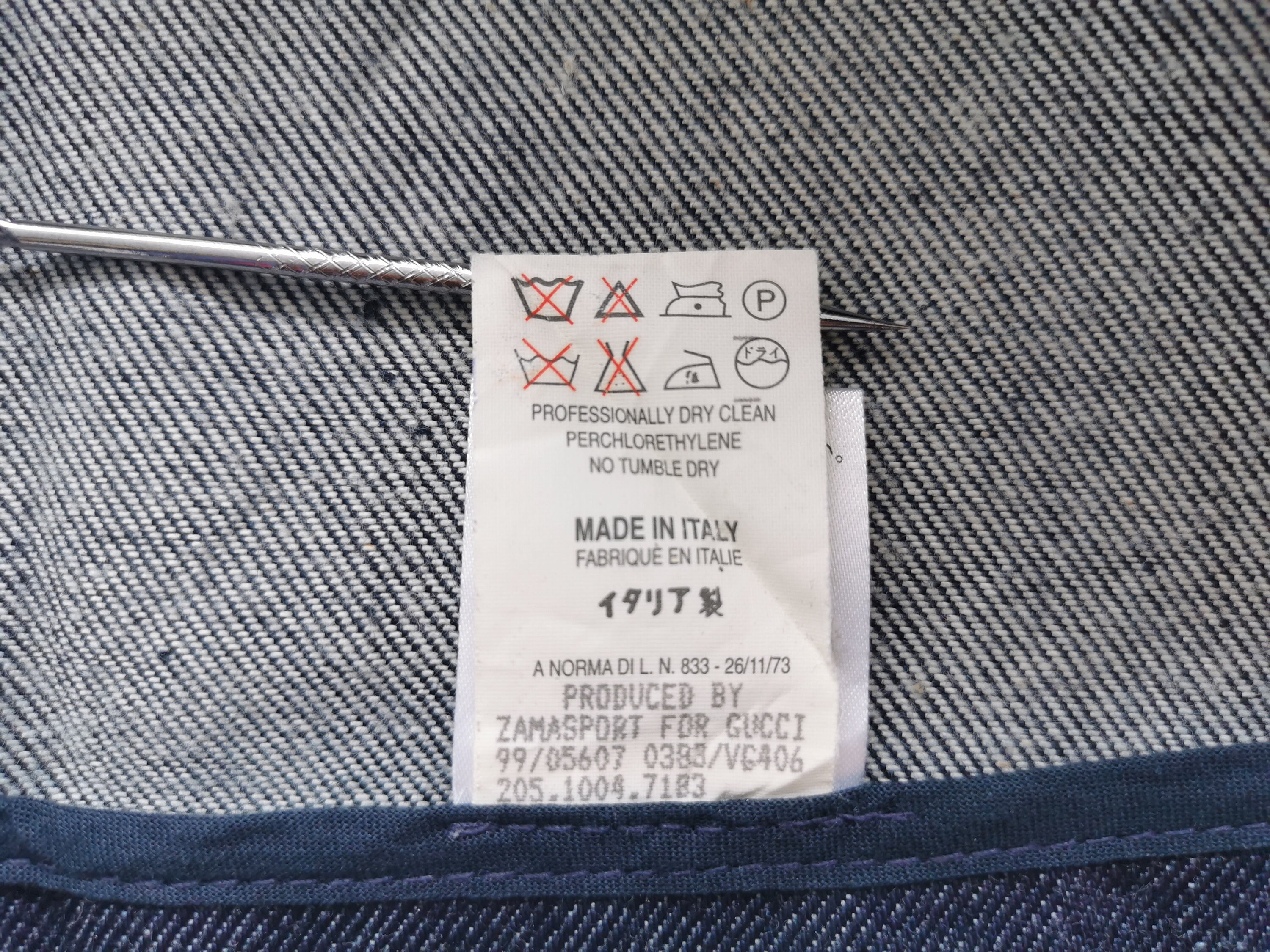Vintage Size 38 Authentic Gucci Made in Italy Women Denim Skirt 