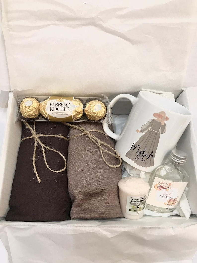 Luxury persnolised mug hijab hamper box Islamic gift revert modest soft jersey engagement wedding wife nikah mother of the bride/ groom image 6