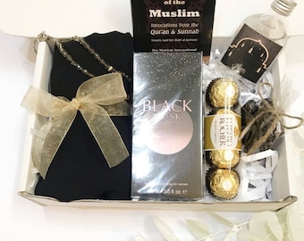 Luxury Hijab Hamper Islamic Gift Revert Modest Mother Daughter Wife Sister Hijabi Zam Zam umrah gift wedding,hajj gift  Nikah