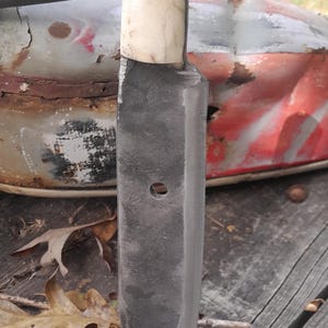 9 Inch Woodsman Bowie