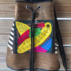 Caa Flecha Straw BackPack, 100% Authentic y Colombien