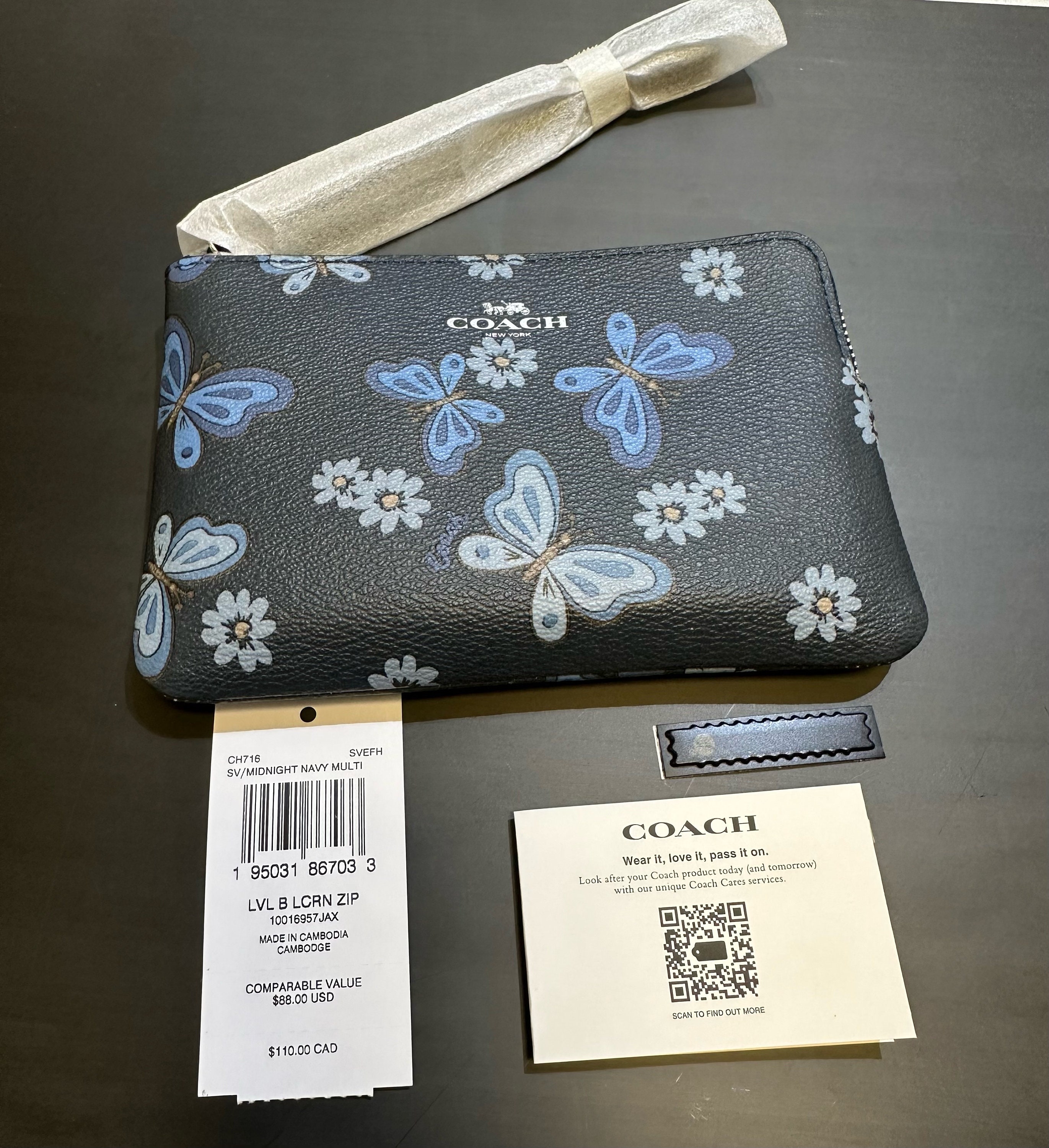 Coach wallet with strap deals