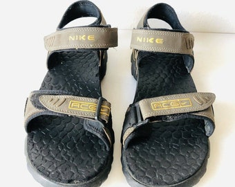vintage nike sandals