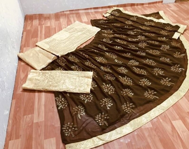 Designer bollywood style ready to wear lehenga choli indian lehenga choli embroidery lehenga choli for wedding reception bridemade partywear