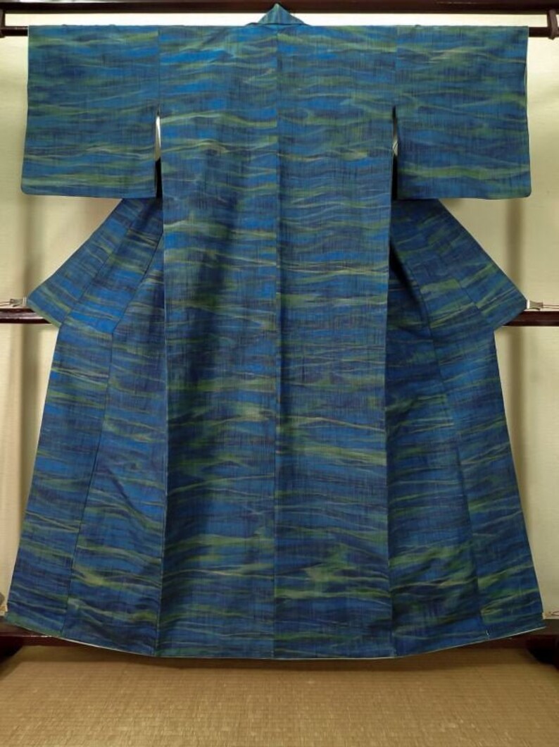 賜物 Mint K0324t Used Japanese Blue Tsumugi Silk Abstract Pongee