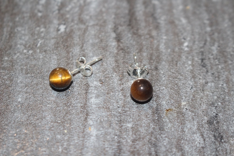 Earring: tiger's eye nails image 2