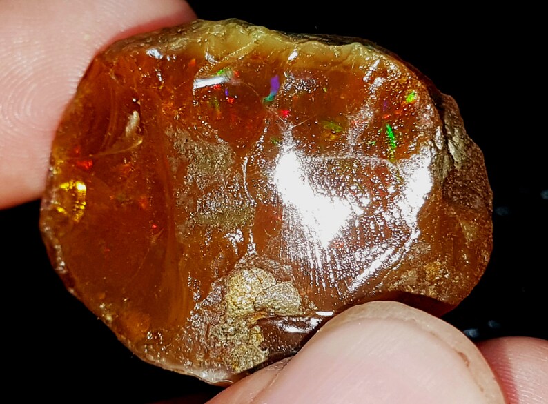 86 Carat Natural Ethiopian opal raw rough for jewelry use opal rough fire opal Rough Top Quality in loose gemstone