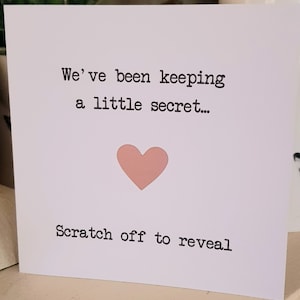 Nous avons gardé un petit secret : carte à gratter et révéler, cadeau surprise, carte à gratter, cadeau personnalisé, message secret, message caché,