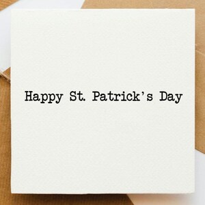 Biglietto felice per il giorno di San Patrizio, celebrazione irlandese, fortuna degli irlandesi, giorno di Paddy, trifoglio, 17 marzo,