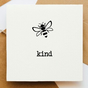 Carte gentille abeille, carte de voeux, carte positive, carte pour elle, carte pour lui, carte optimiste, carte pense à vous, bourdon, carte gentille,