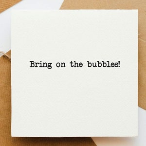 Bottoms-up-kaart, gelukkige tijden, viering, gelukkige gelegenheid, feest, toekomstplanning, optimistisch, positiviteit, vrolijke kaart, proost,