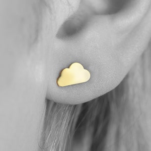 kleine Wolken Ohrstecker - 14K massiv Goldschmuck, minimalistischer Schmuck, elegante Ohrstecker, schönes Geschenk