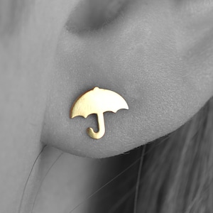 kleine Regenschirm Ohrstecker - 14K massiv Goldschmuck, minimalistischer Schmuck, elegante Ohrstecker, schönes Geschenk