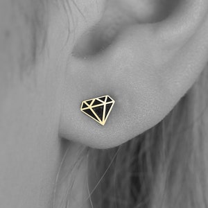kleine Bananen Ohrstecker - 14K massiv Goldschmuck, minimalistischer Schmuck, elegante Ohrstecker, schönes Geschenk