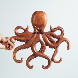 Octopus Wall Decor, Hanging Statue, Wall Art, Wood Carving, Wooden Sculpture, Living Room Decor, Animal Decor, Gift for Her, Gift for Mom