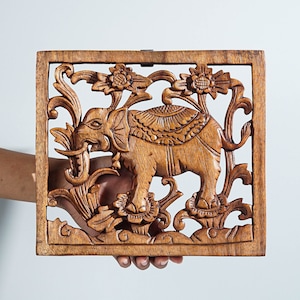 Walking Elephant Wall Art, Wall Hanging Statue, Kitchen Decor, Unique Sculpture, Wood Carving Wall Art, Interior Decor, Birthday Gift Idea