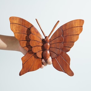Butterfly Wall Art, Wood Carving, Insect Statue, Animal Decor, Housewarming, Artwork, Natural Piece, Bedroom Decoration, Gift for Wife