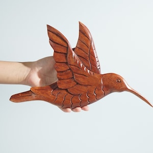 Flying Hummingbird Wall Art, Wooden Bird Statue, Handmade Sculpture, Wood Carving, Wall Art, Room Decoration, Birthday Gift for Him