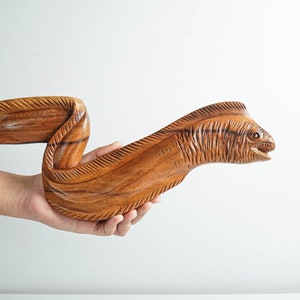 Electric Eel Wall Art, Ocean Creature, Wall Ornament, Wood Carving, Hanging Sculpture, Unique, Figurine, Fish, Kitchen Decor, Christmas Gift