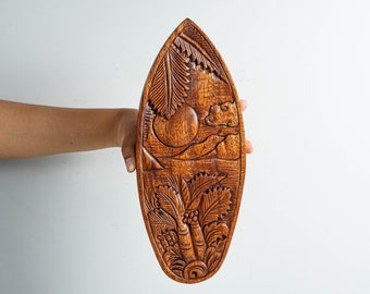 Hawaiian Style Surfboard Wall Art, Wall Decor, Wooden Hawaiian view Surfboard, Natural Piece, Handmade Decor, Special Gift, Tropical Decor