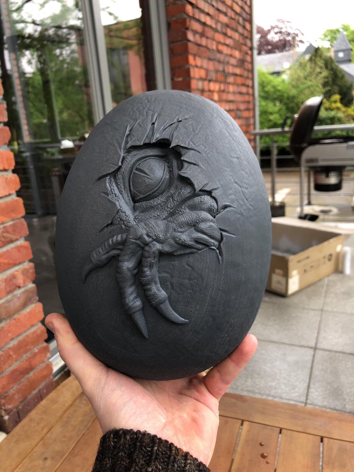 velociraptor hatching jurassic park