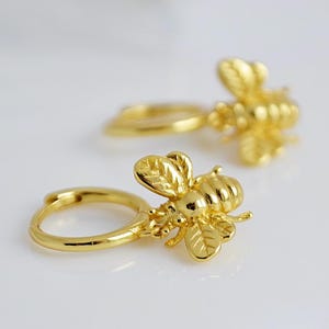 bee shaped earrings, 925 sterling silver earrings with 18k gold plating