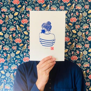 Linograbado artesanal Azul ultramarino- En el hueco del cuello-Linoprint-Arte Contemporáneo-Naturaleza-Regalo único-Edición limitada-Impresión de arte